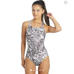 ARENA Allover Pro Back Plus One Piece swimsuit NWT